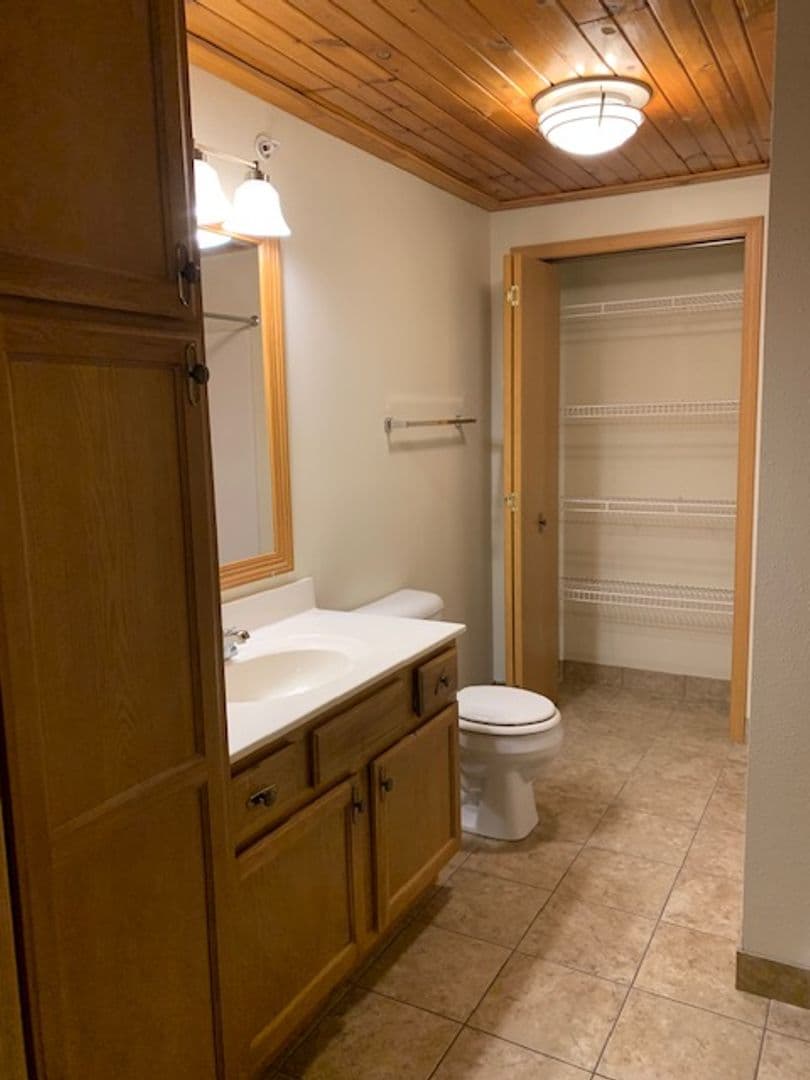 Bluffview Apartments LLC 14 of 16