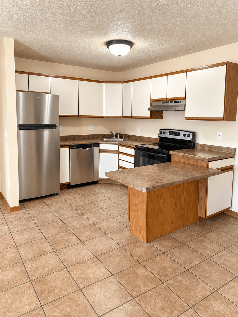Rivers Edge of La Crosse LLC 2 of 20