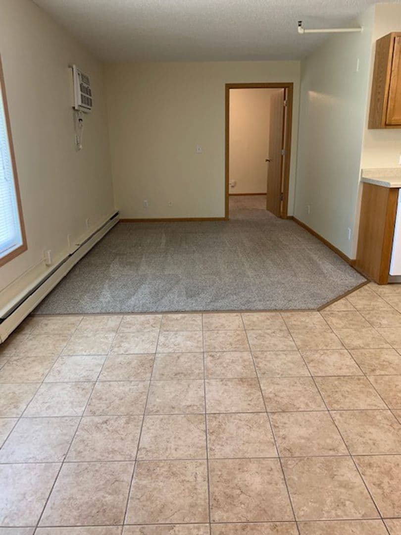 Bluffview Apartments LLC 3 of 10