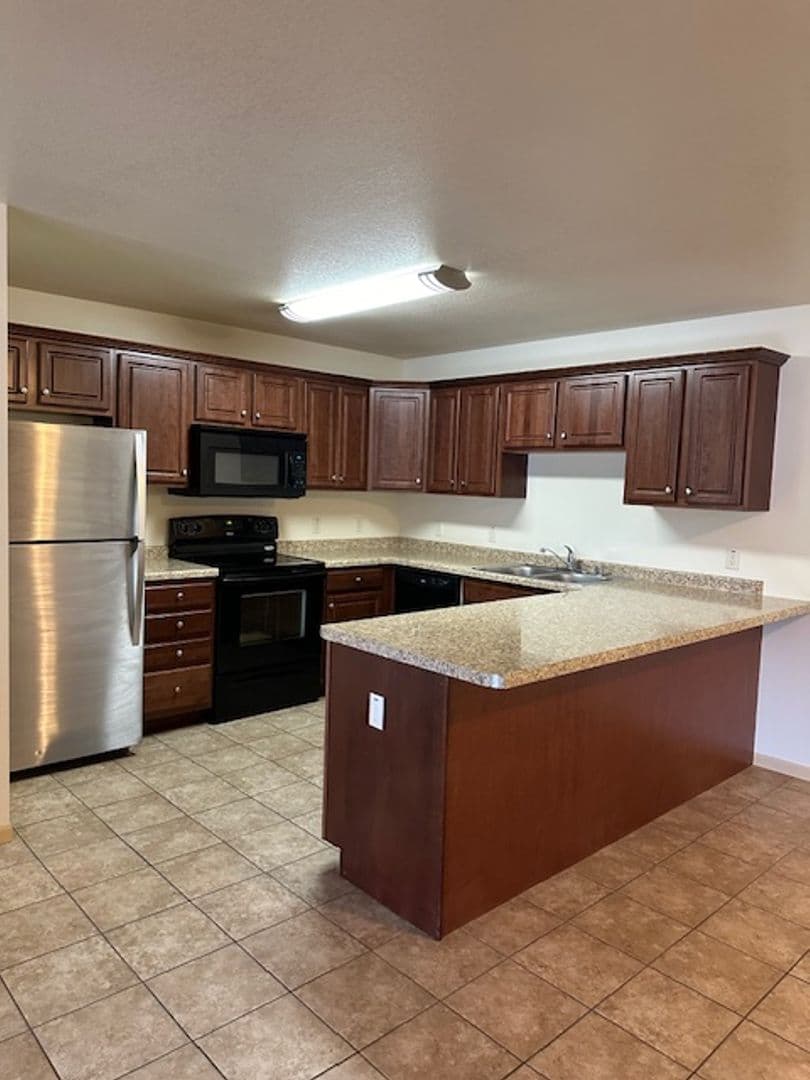 Bluffview Apartments LLC 2 of 17
