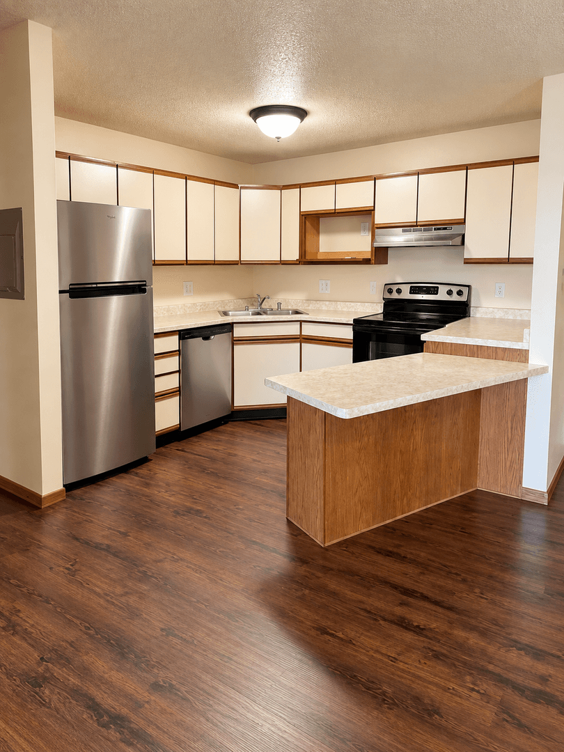 Rivers Edge of La Crosse LLC 3 of 18