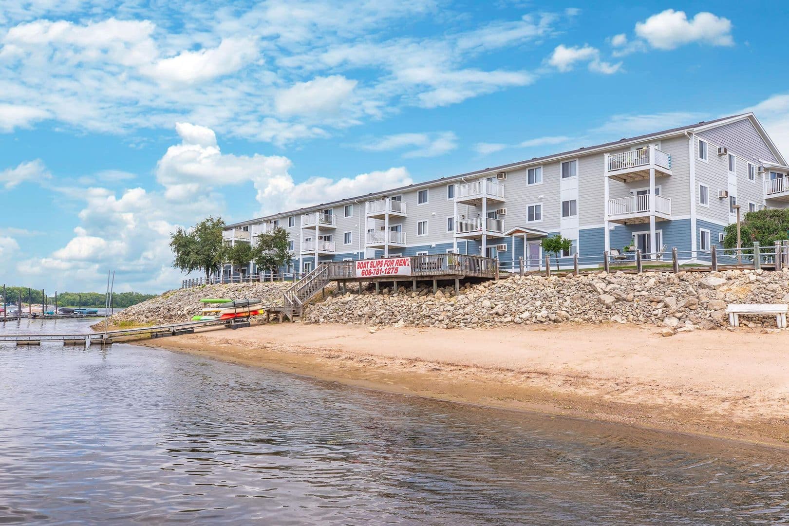 Rivers Edge of La Crosse LLC 1 of 19