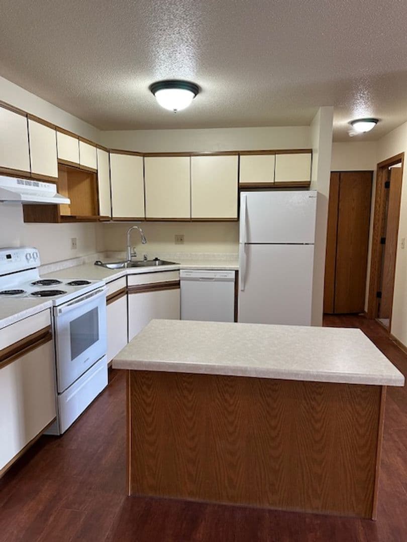 Rivers Edge of La Crosse LLC 2 of 16