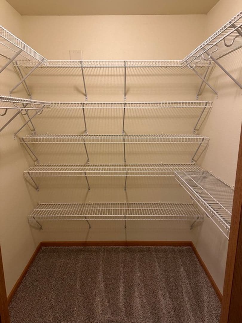 Bluffview Apartments LLC 8 of 18