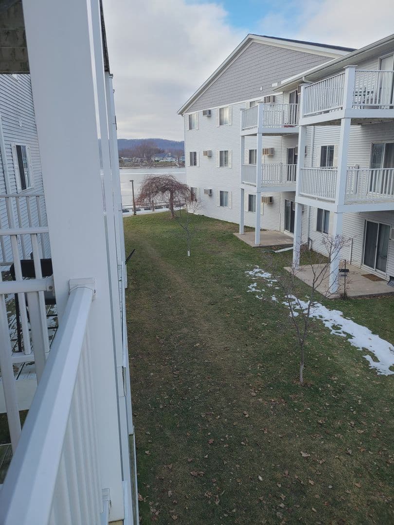 Rivers Edge of La Crosse LLC 6 of 30