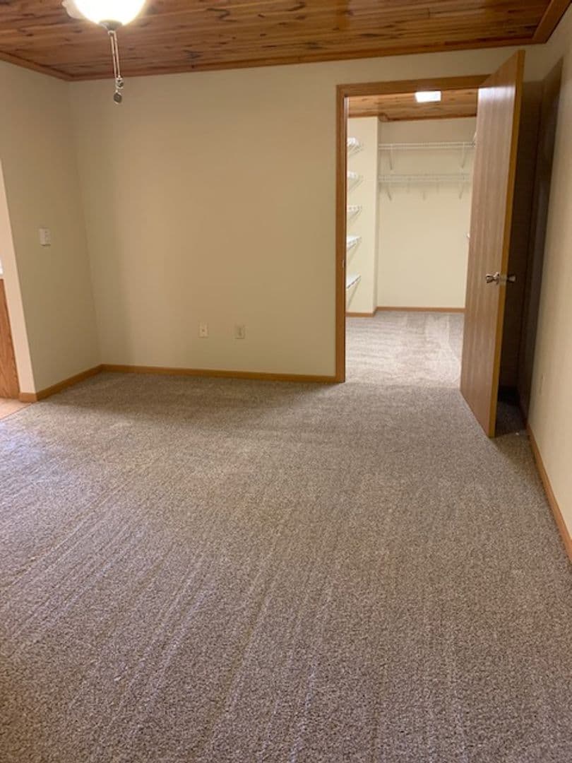 Bluffview Apartments LLC 15 of 16