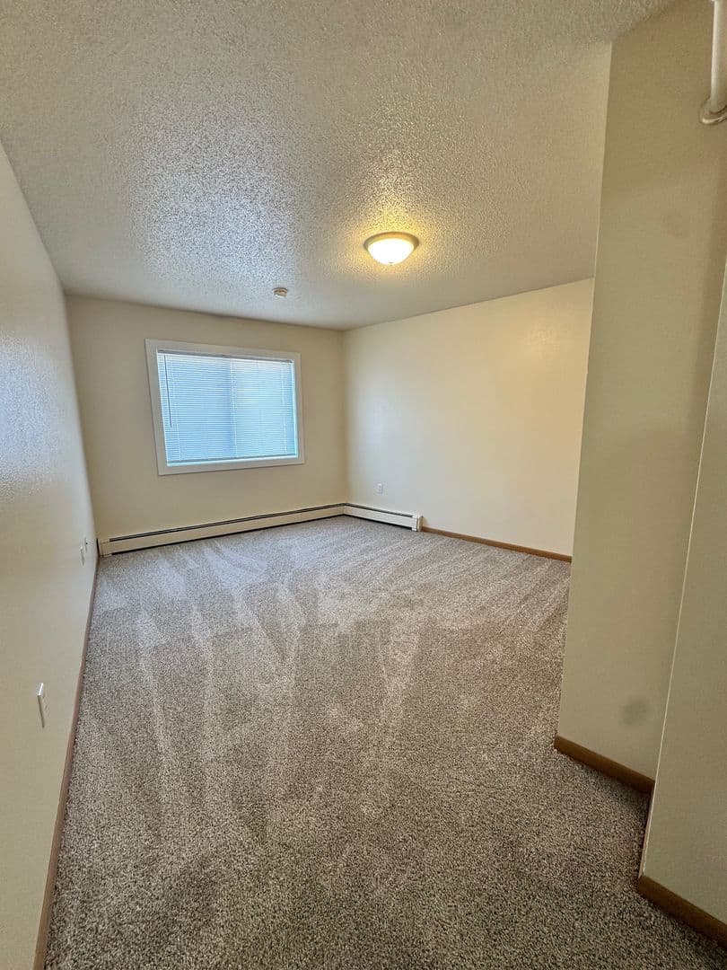 Bluffview Apartments LLC 4 of 12