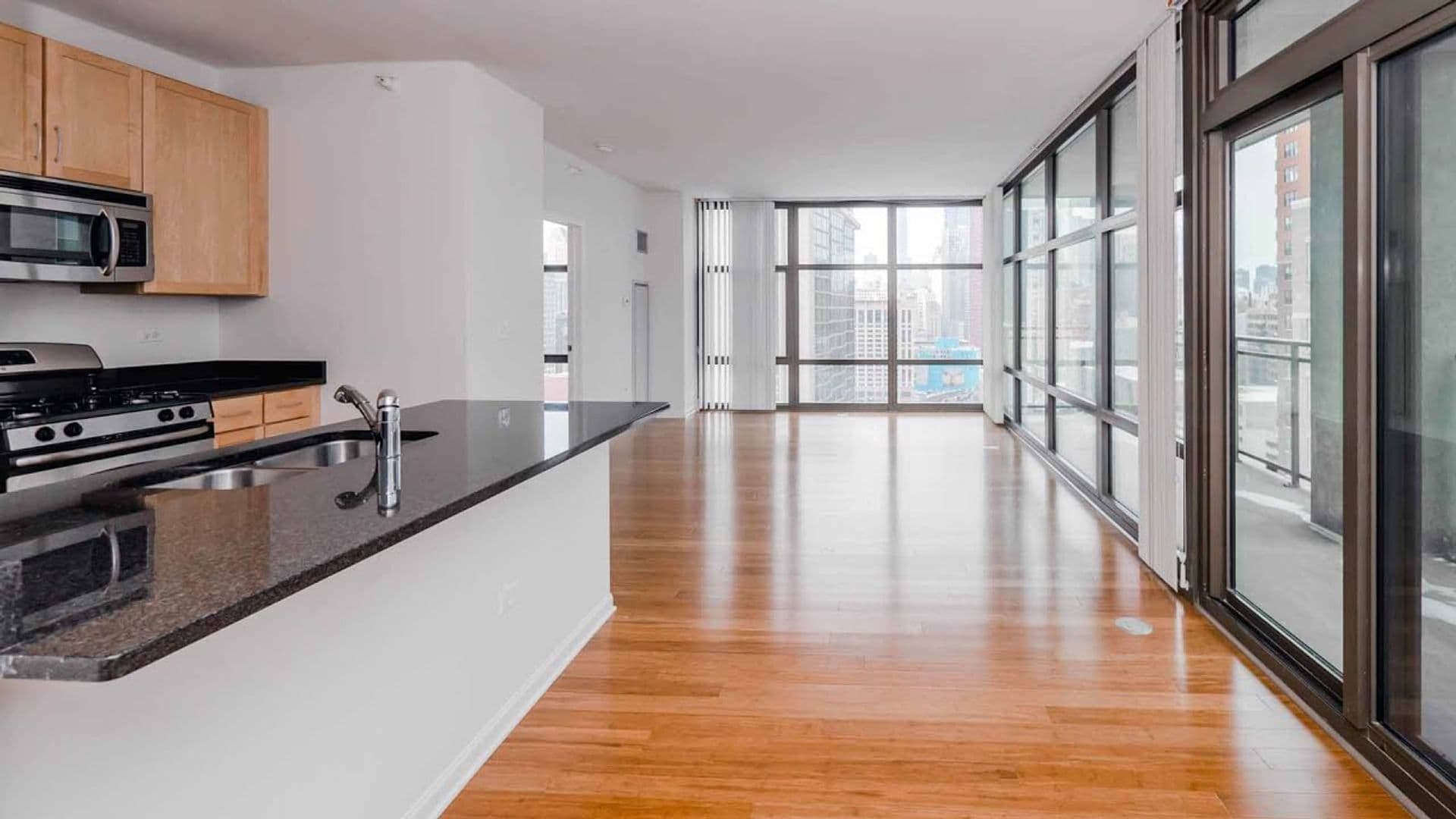 Astoria Apartments 27 of 28