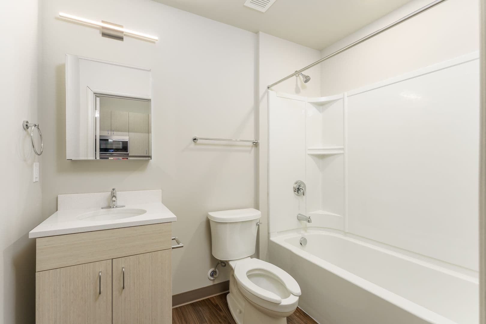 740 N. Plankinton Ave 23 of 25