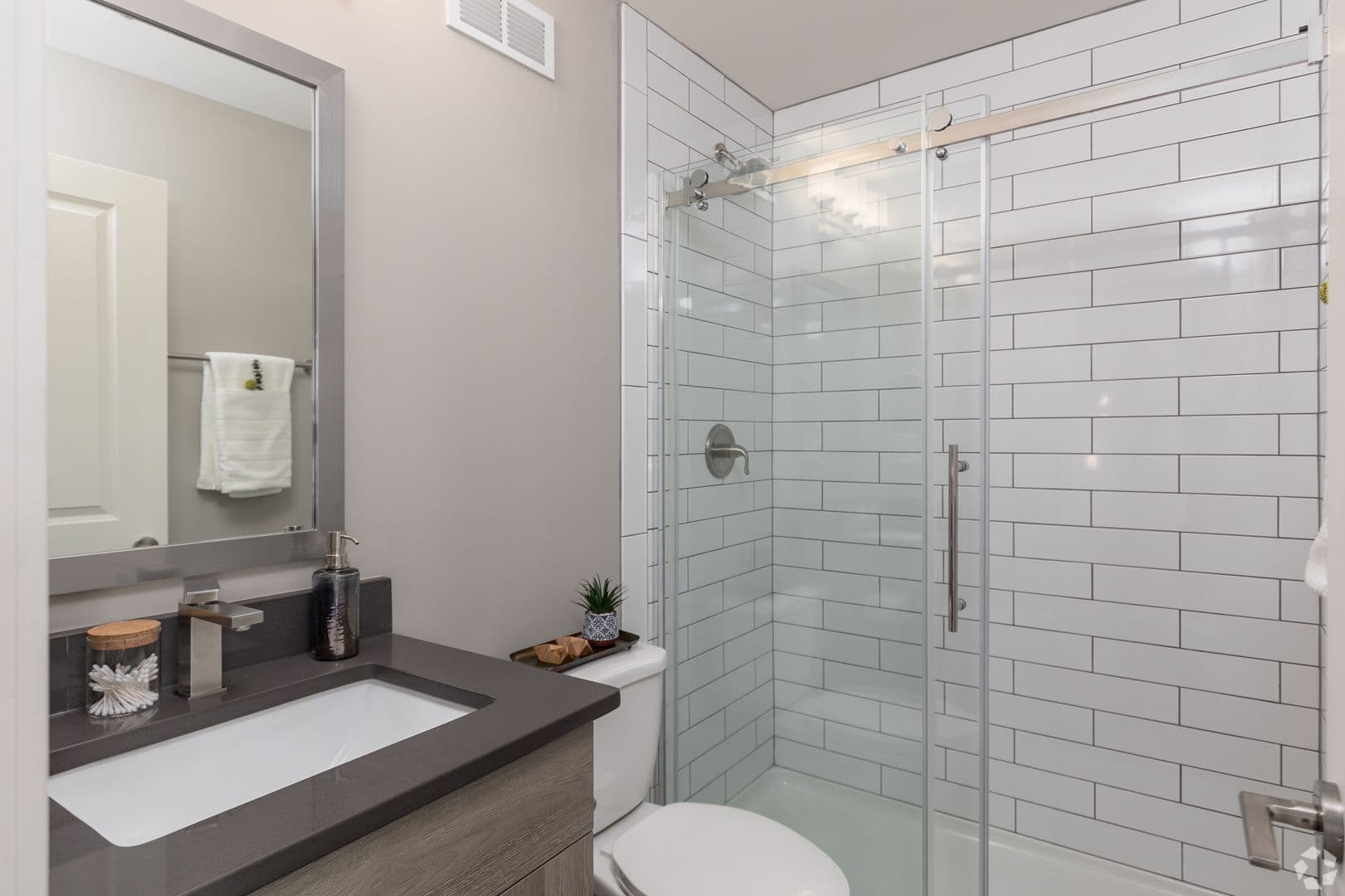 Lofts at Twenty25 4 of 25