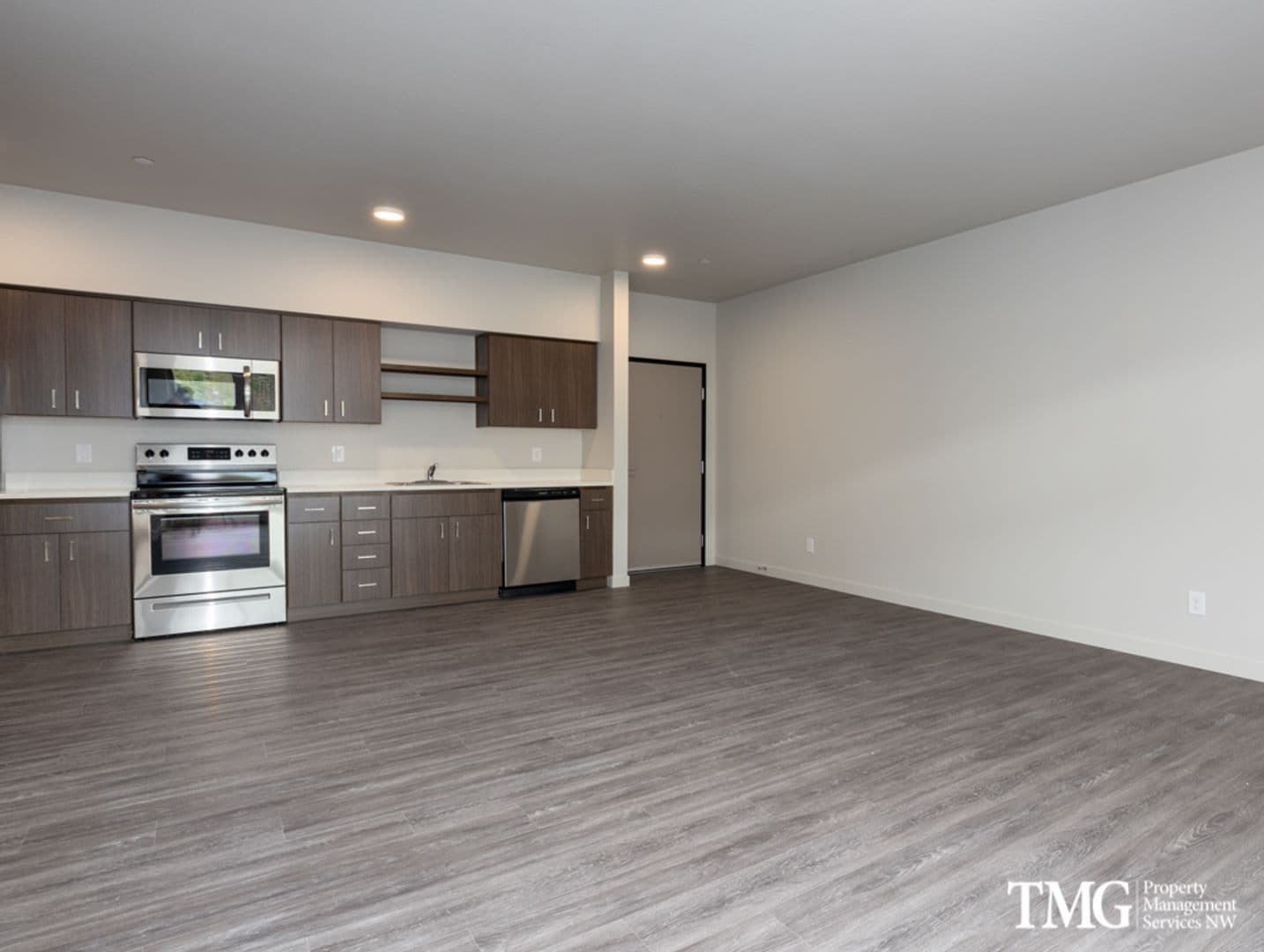 Market Village Apartments 11 of 20