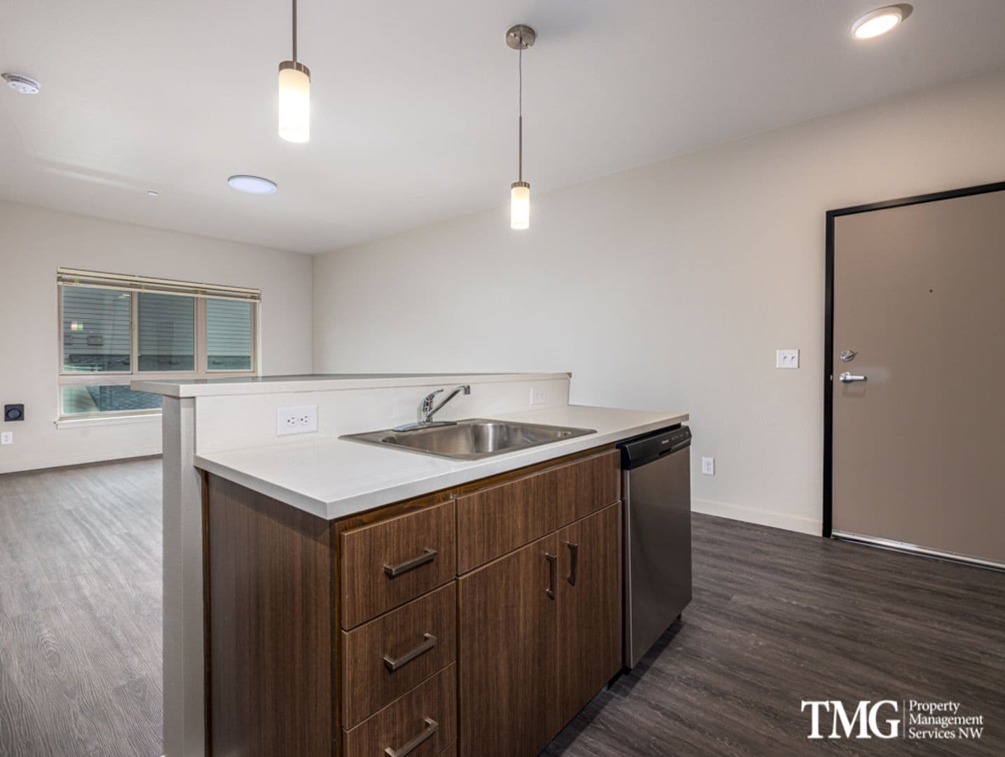 Market Village Apartments 10 of 11