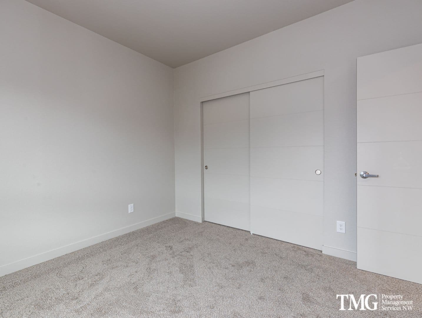 Market Village Apartments 6 of 14