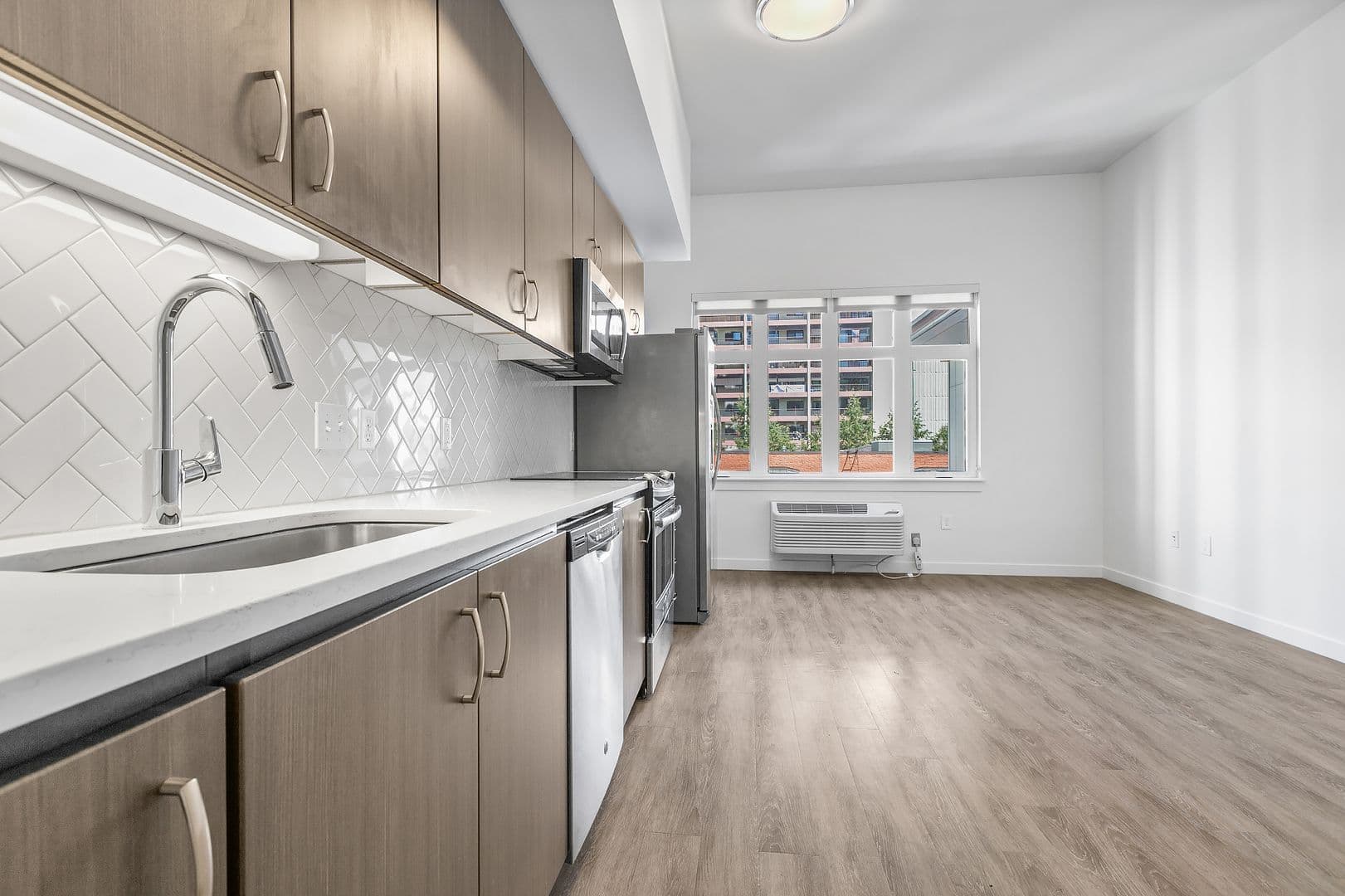 11 Marché Apartments 6 of 9