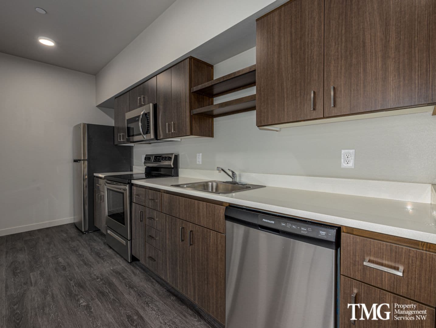 Market Village Apartments 9 of 20