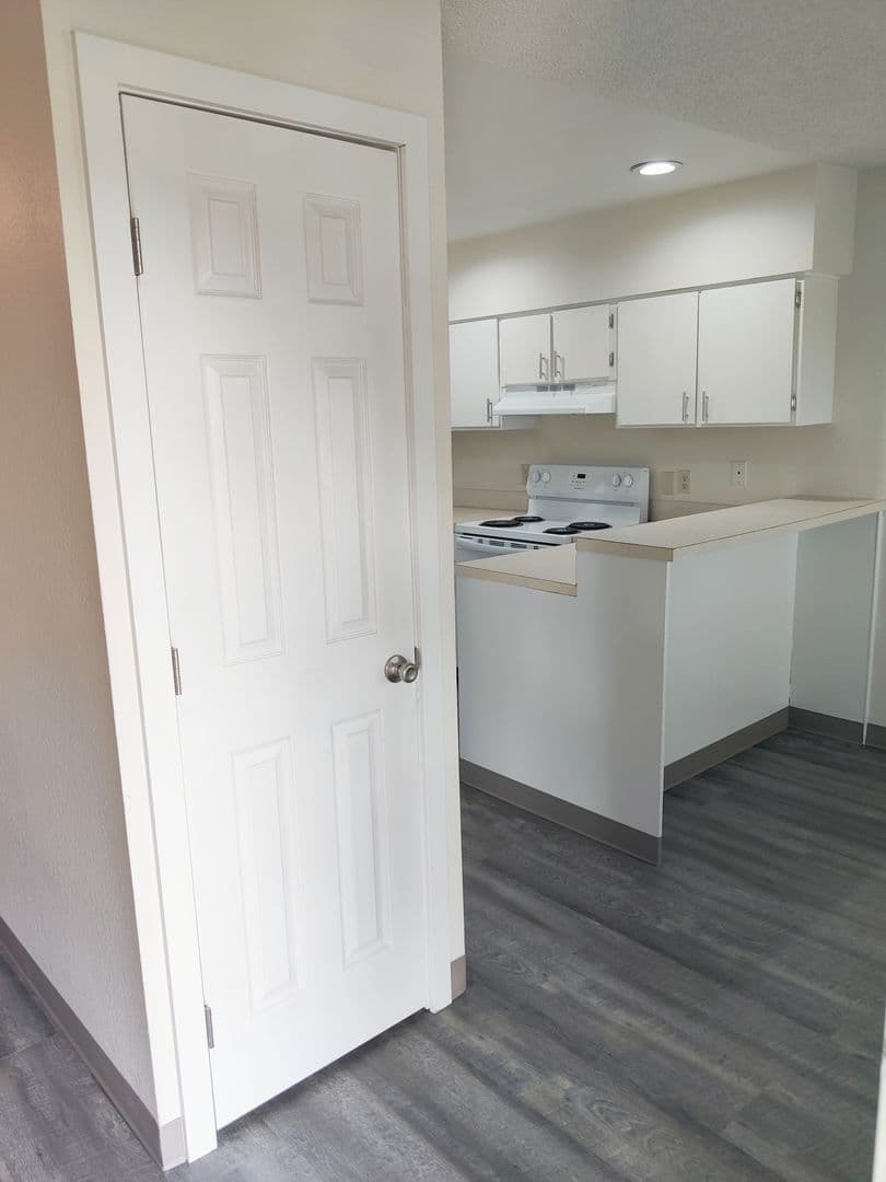 Pepper Tree Village Apartments 7 of 22