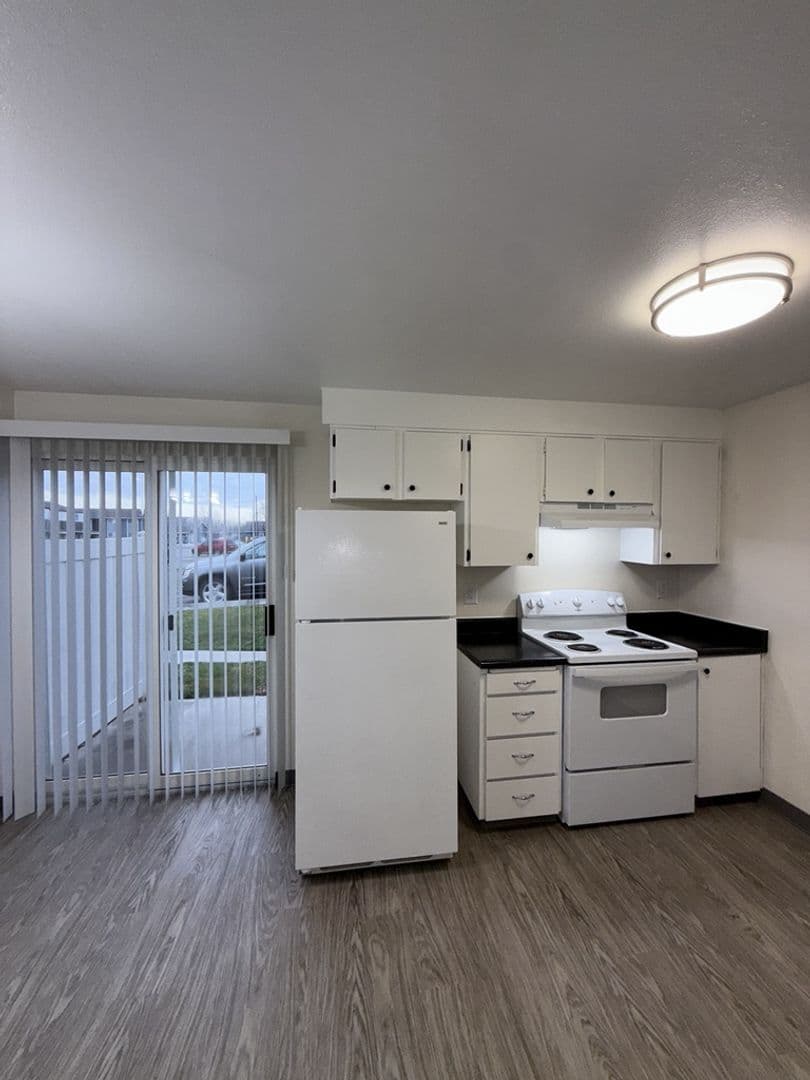 Amberbrook Townhomes 16 of 29
