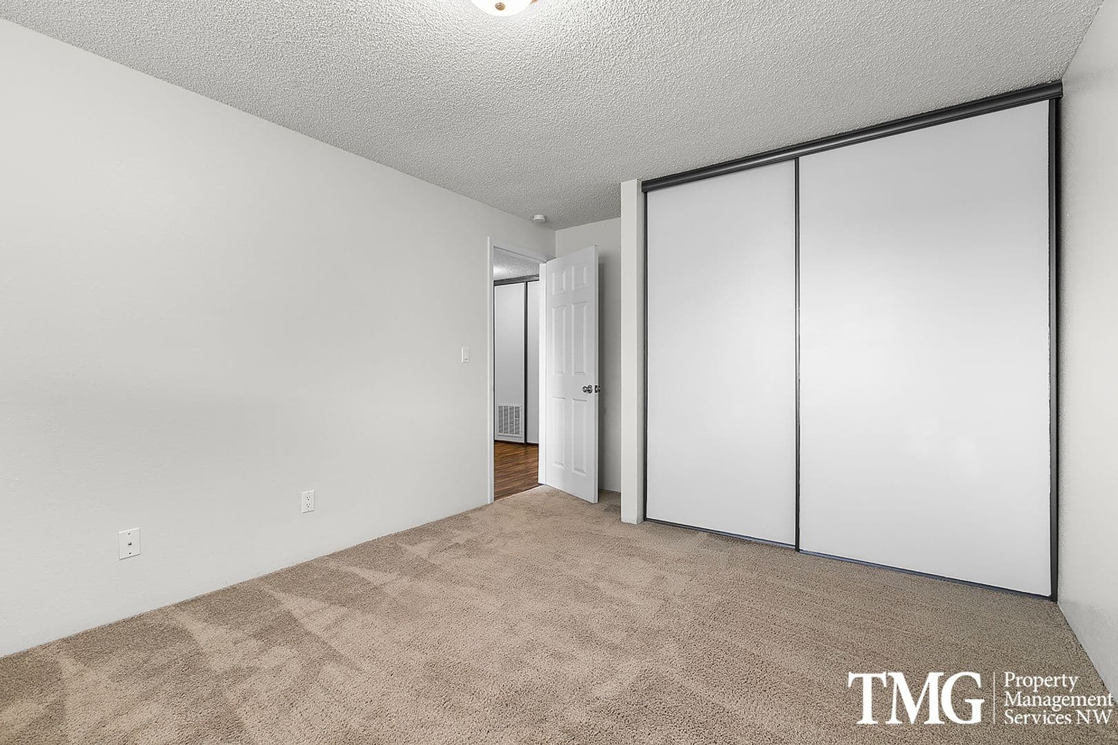 Wendover Apartments 23 of 32