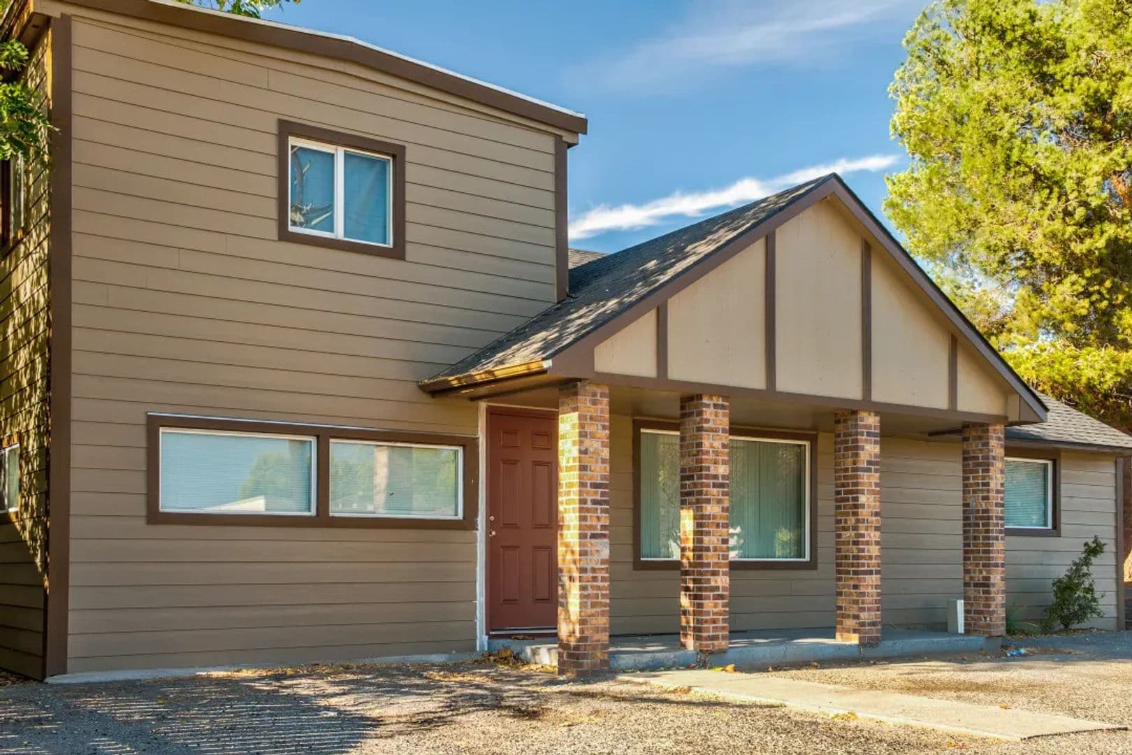 Morain Estates 8 of 26