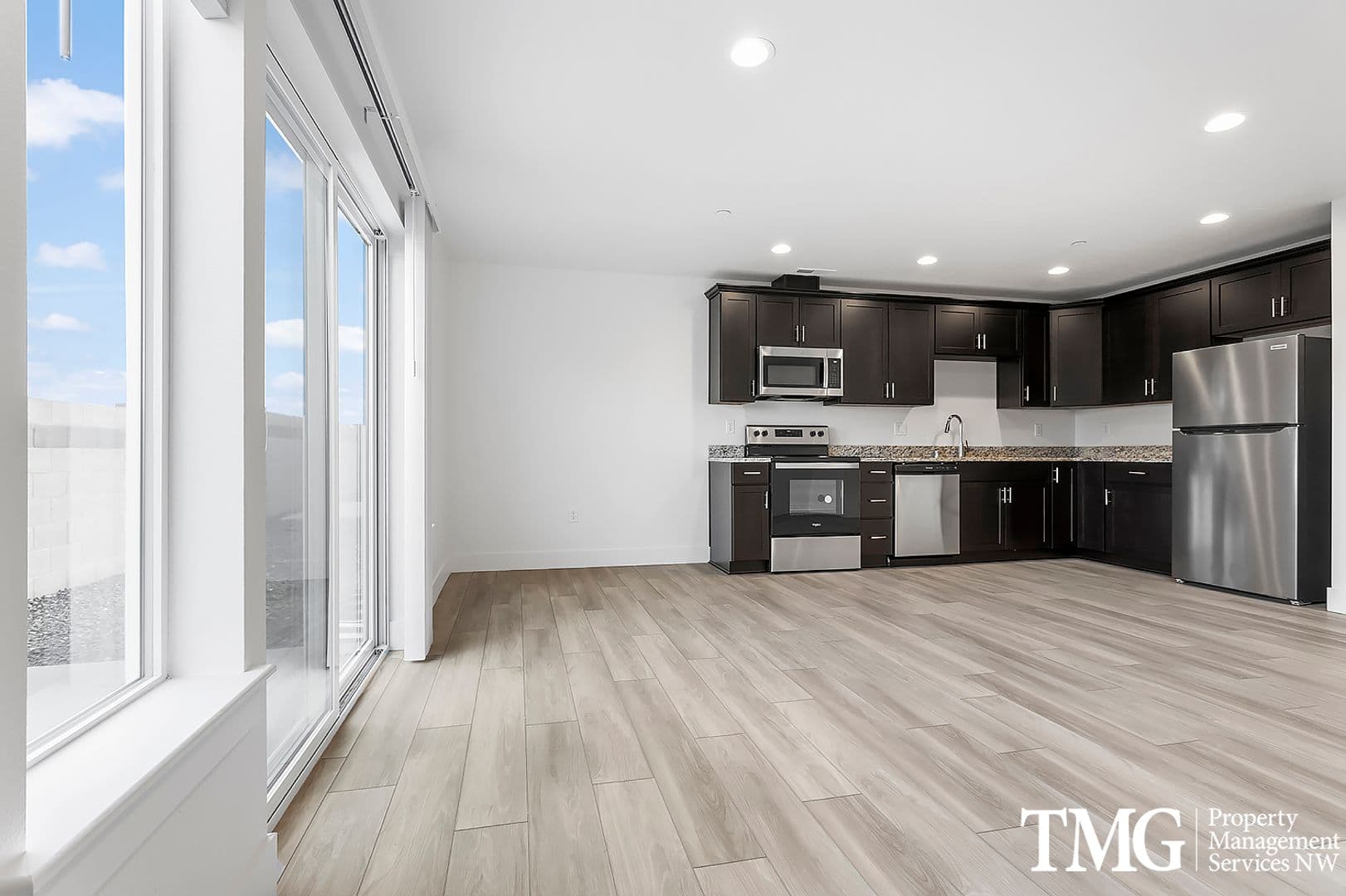 1 month FREE rent! Call to find out howFind out how! 36 of 77