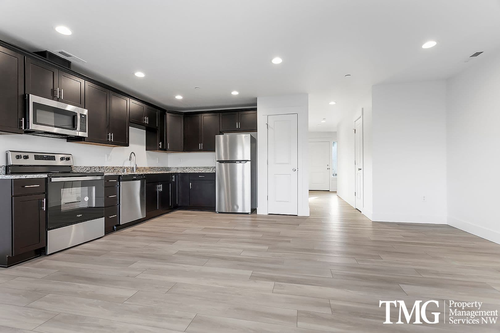 1 month FREE rent! Call to find out howFind out how! 35 of 77
