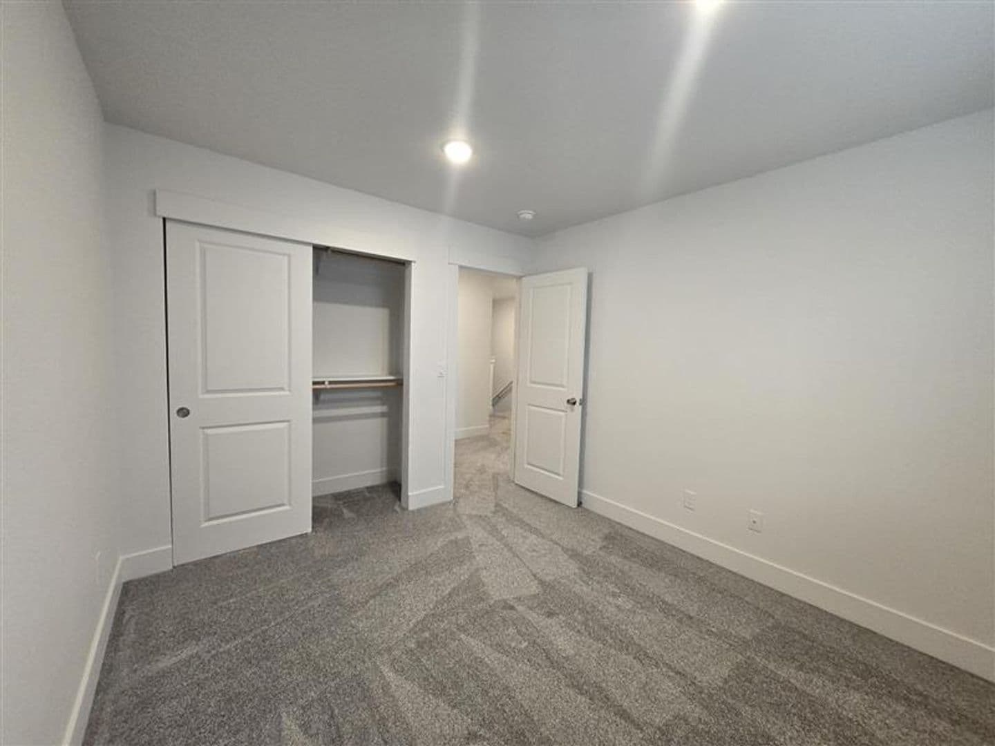 1 month FREE! BRAND NEW Townhome in the Desirable Southridge Area! 24 of 29
