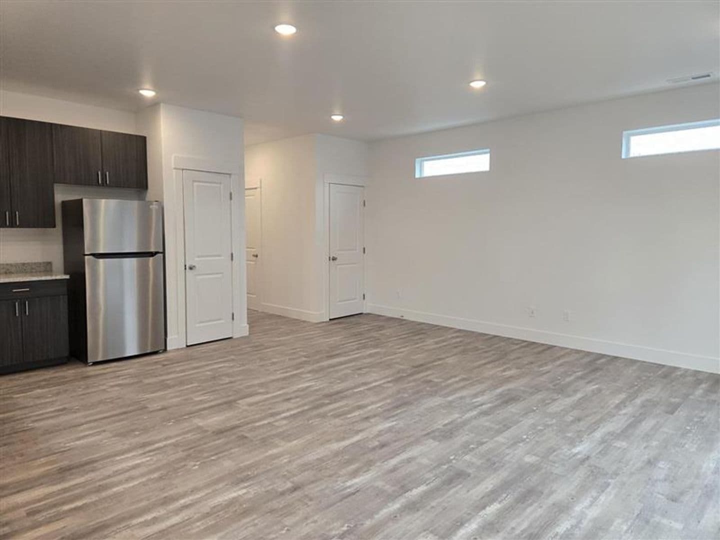 1 month FREE! BRAND NEW Townhome in the Desirable Southridge Area! 9 of 29