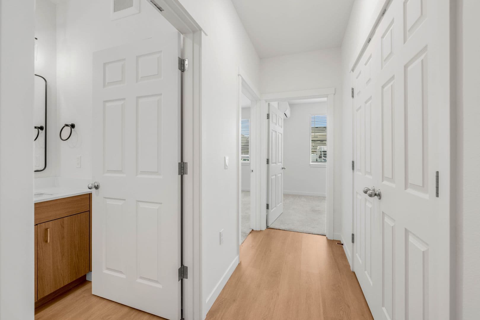 51st Street Apartments 3 of 10
