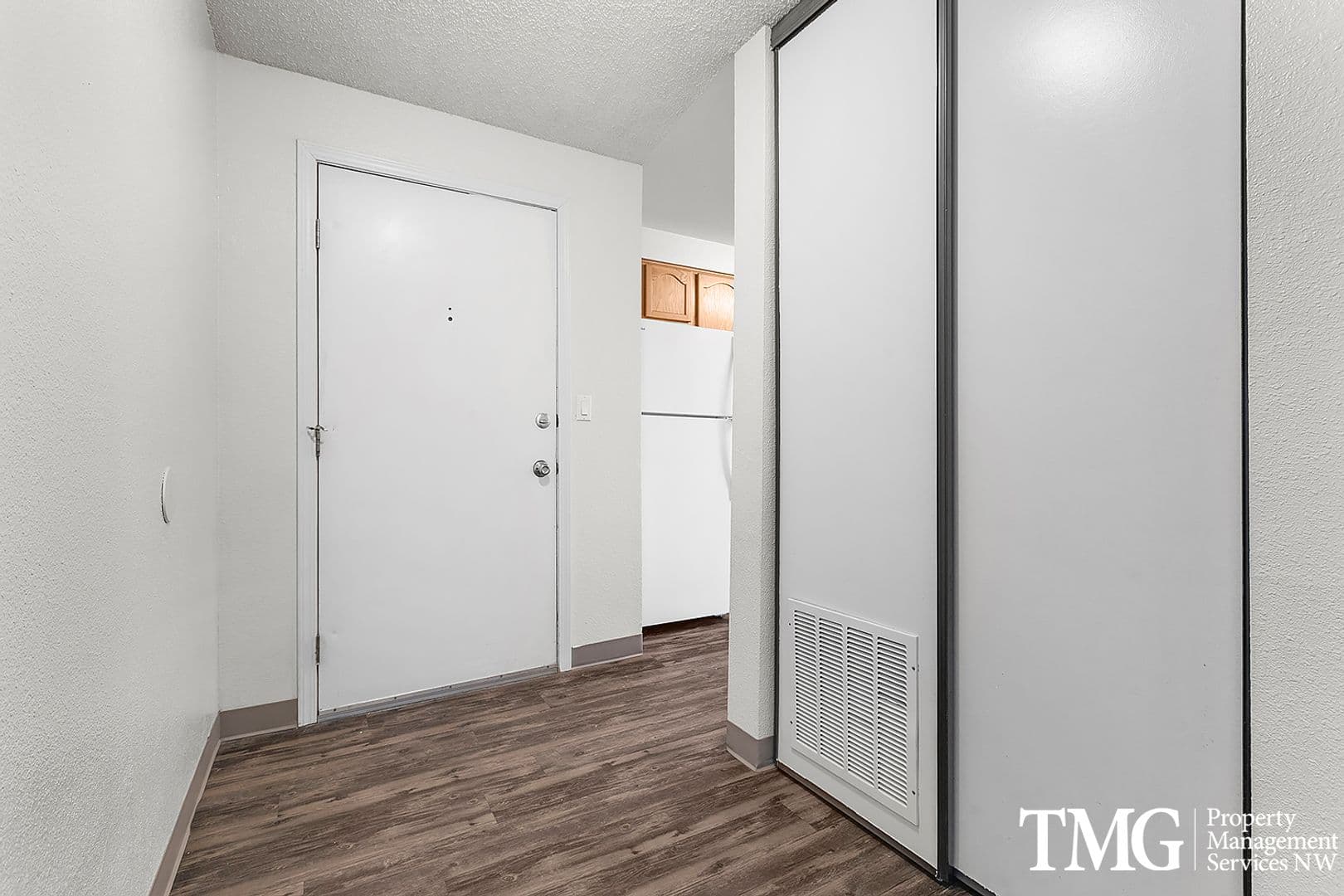 Wendover Apartments 4 of 31