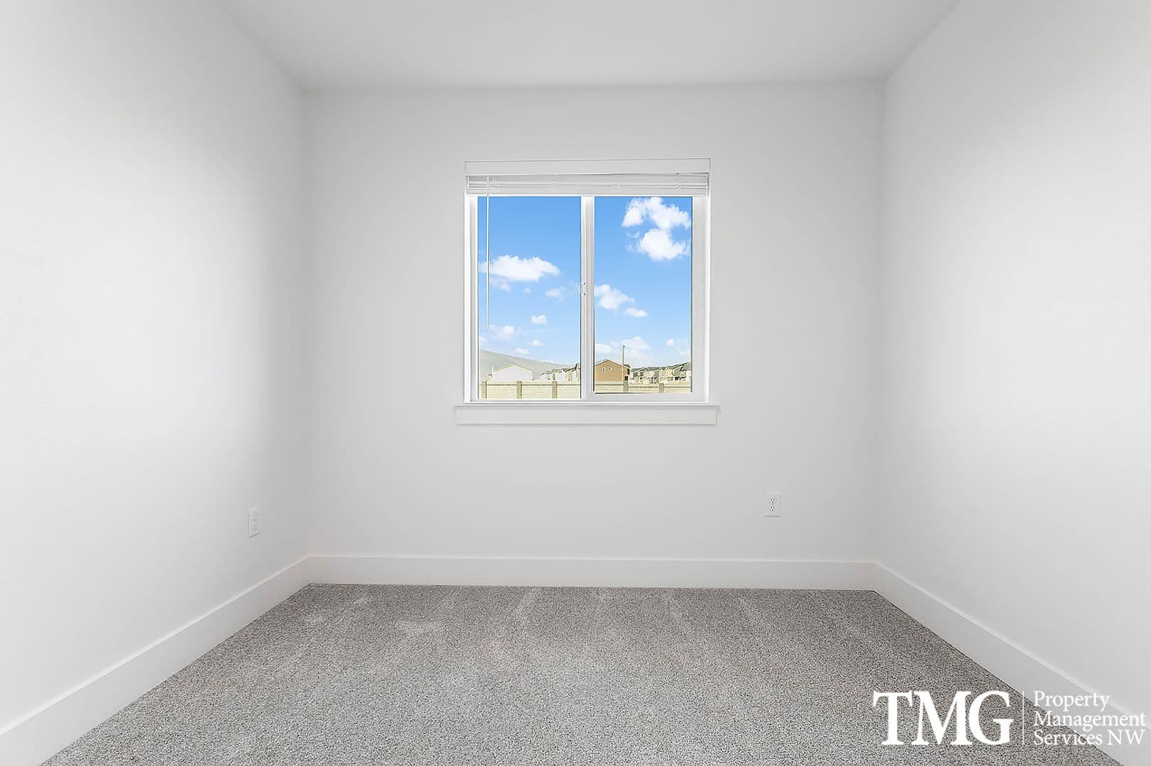 1 MONTH FREE ON A 12 MONTH LEASE! 53 of 59