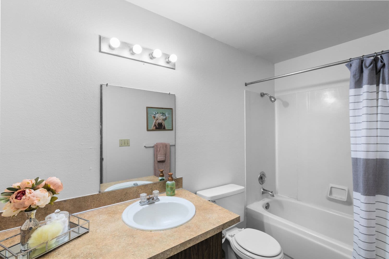 Crown Village Apartments 16 of 16
