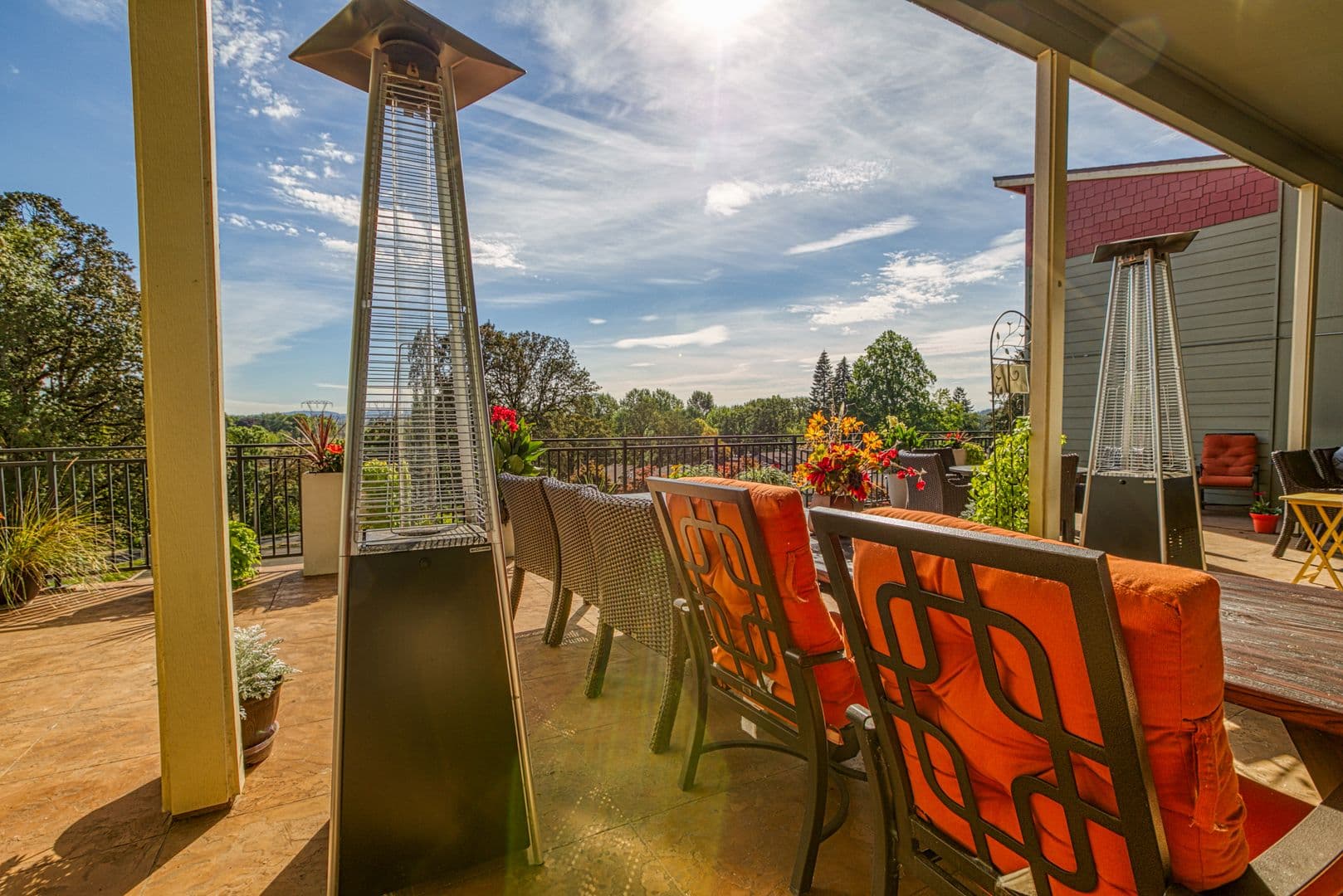 The Terrace at River Oaks (TRO) 16 of 17