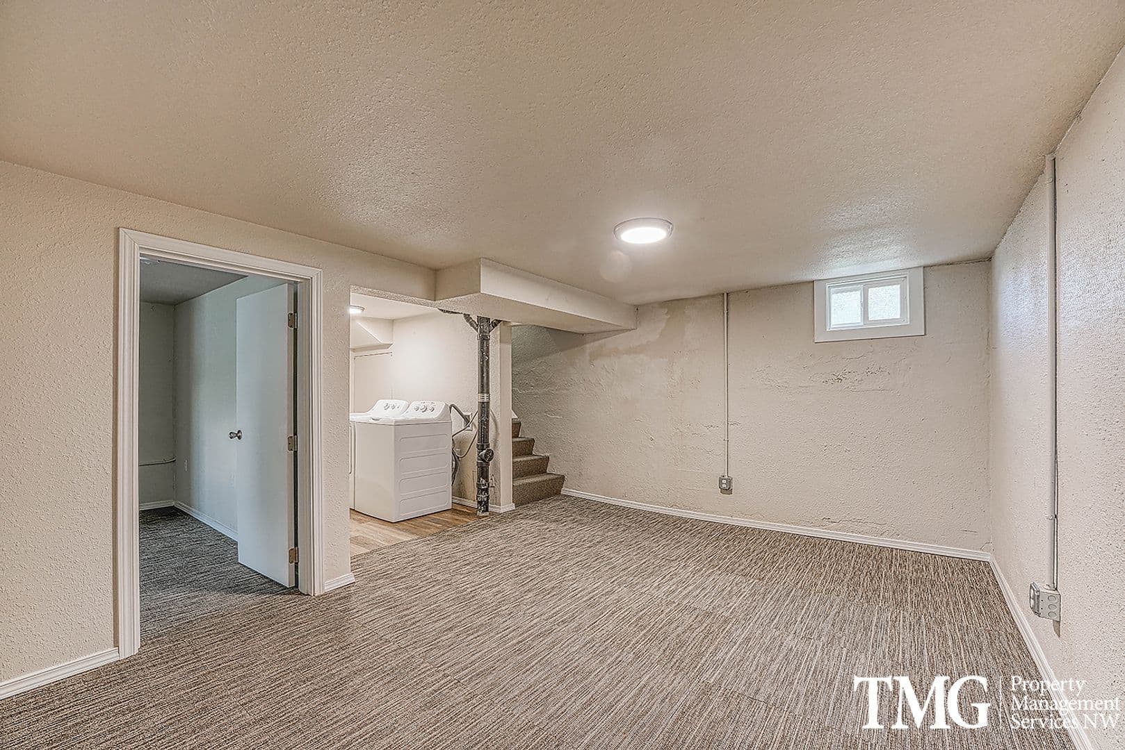1 MONTH FREE ON A 12 MONTH LEASE! AFFORDABLE 3 BEDROOM, FULLY REMODELED! 18 of 25