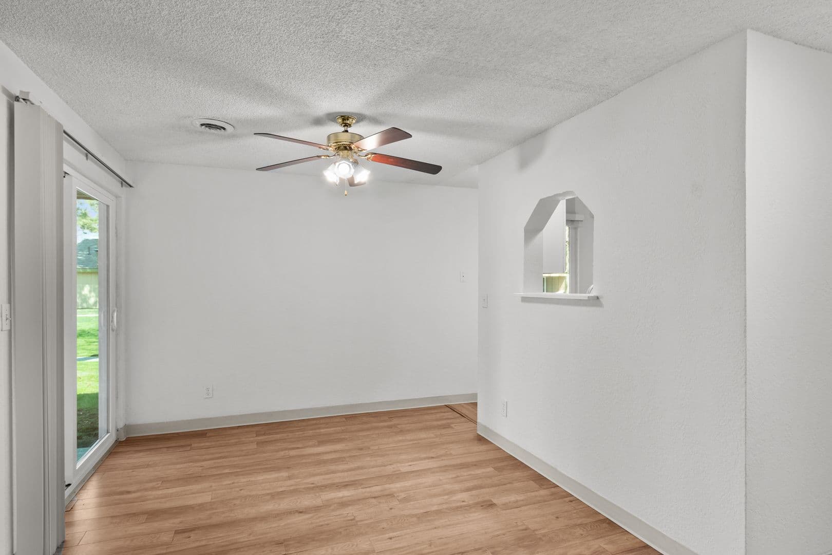 Windsong Apartments 8 of 25