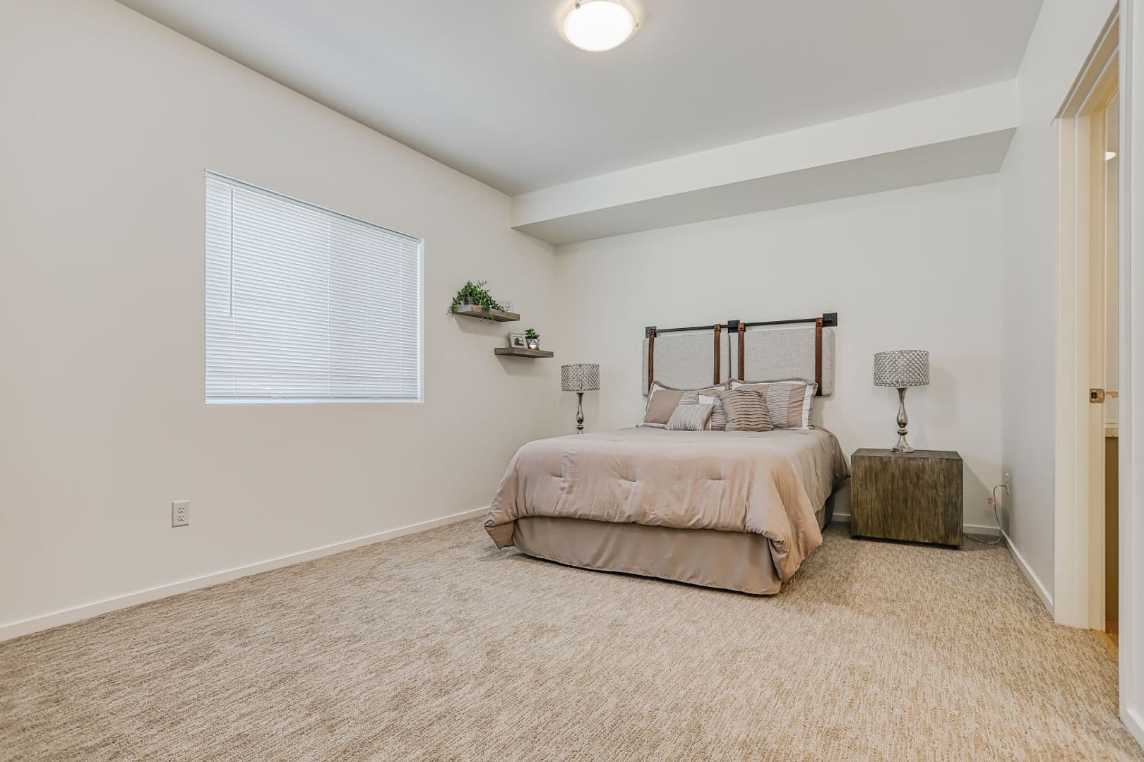 Ridgecrest Apartments 14 of 17