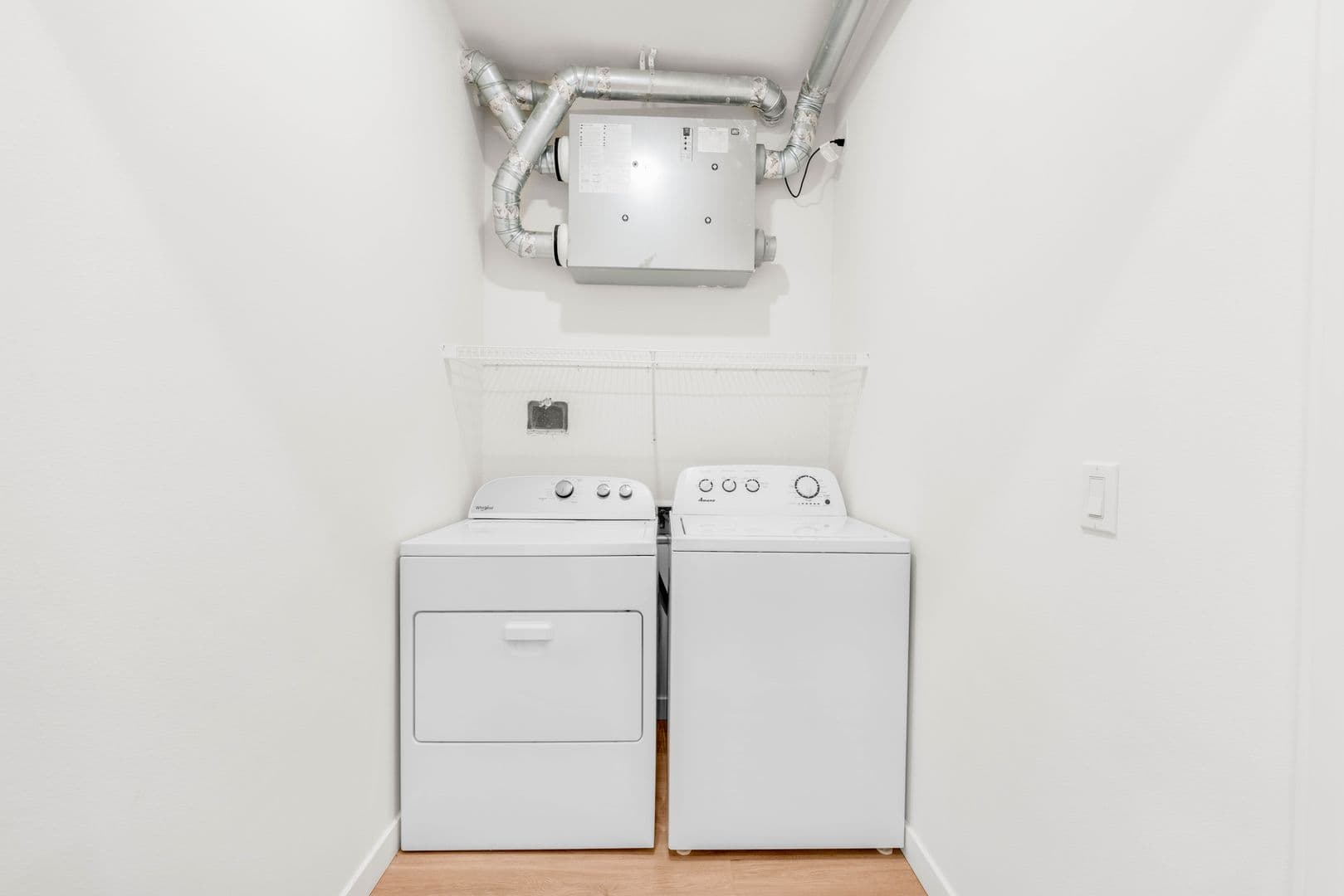 51st Street Apartments 10 of 10