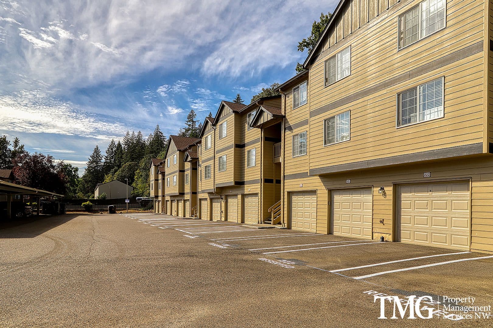 River View Apartments 12 of 16