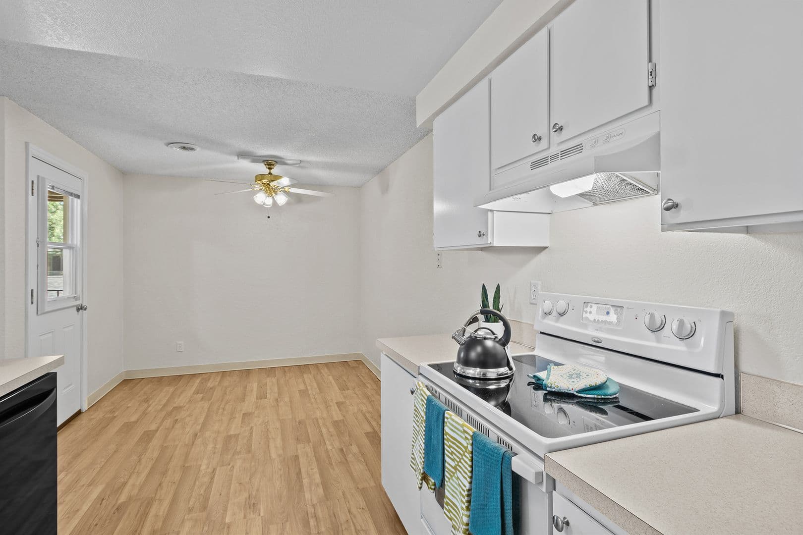 Windsong Apartments 7 of 19