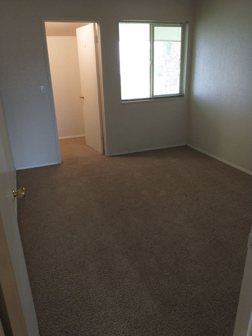 Pepper Tree Village Apartments 16 of 22
