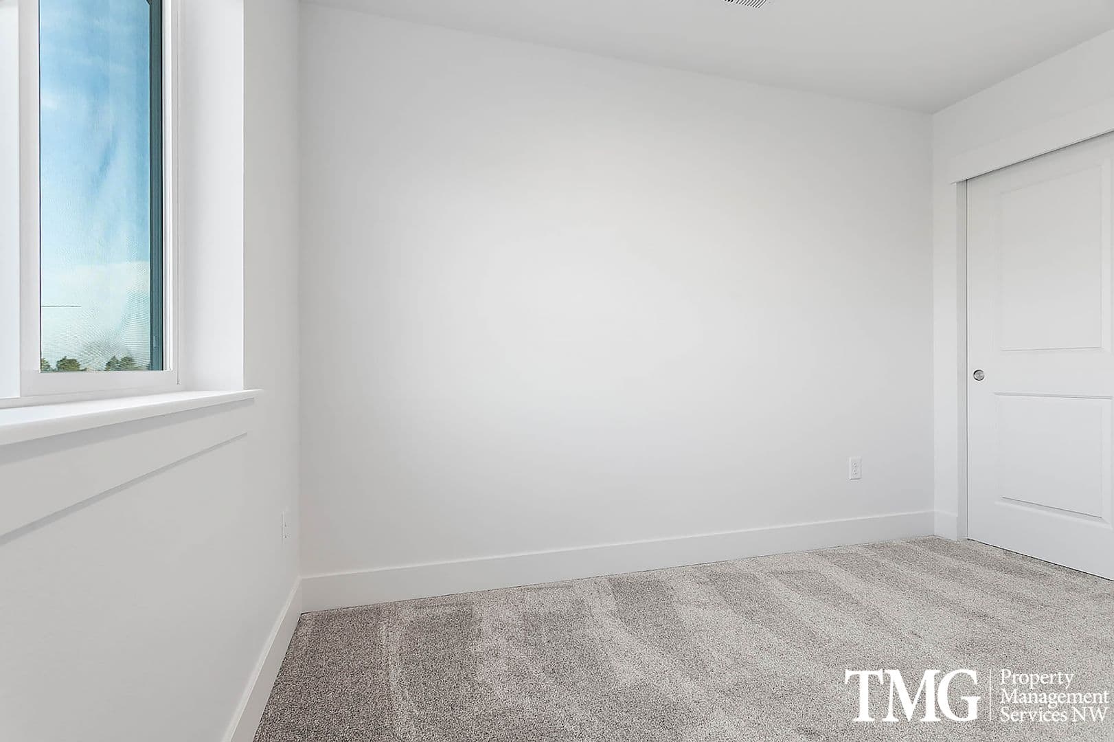 1 MONTH FREE ON A 12 MONTH LEASE! 49 of 59