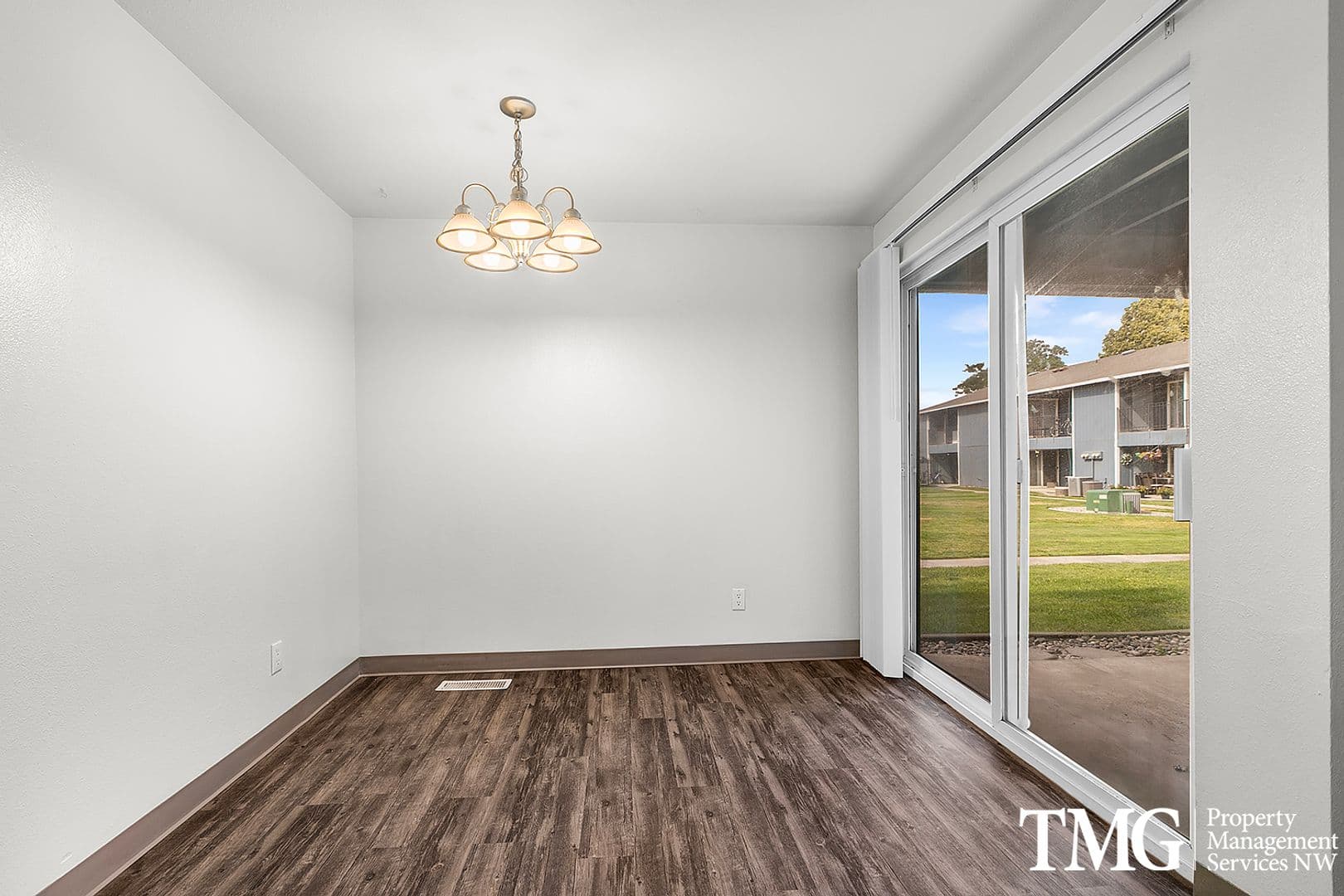 Wendover Apartments 12 of 32
