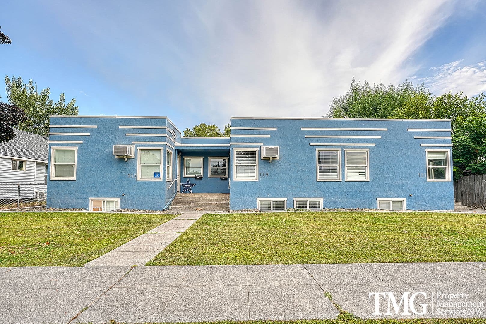 1 MONTH FREE ON A 12 MONTH LEASE! AFFORDABLE 3 BEDROOM, FULLY REMODELED! 20 of 25