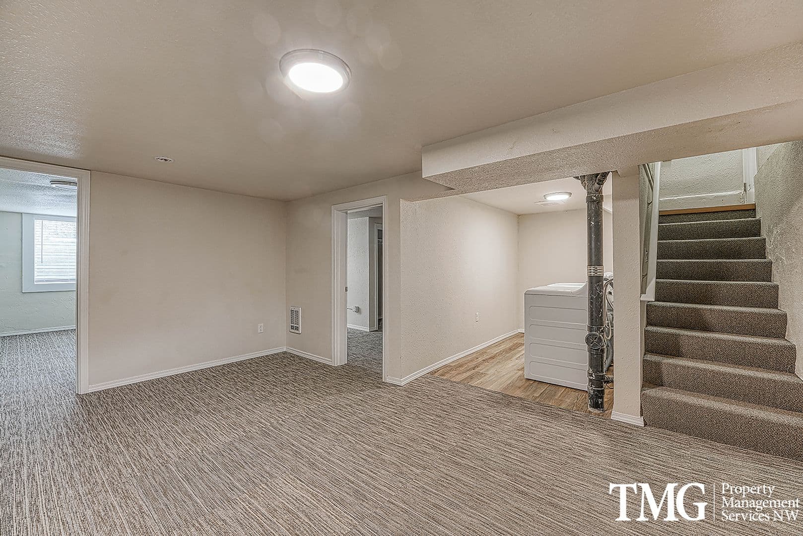 1 MONTH FREE ON A 12 MONTH LEASE! AFFORDABLE 3 BEDROOM, FULLY REMODELED! 16 of 25