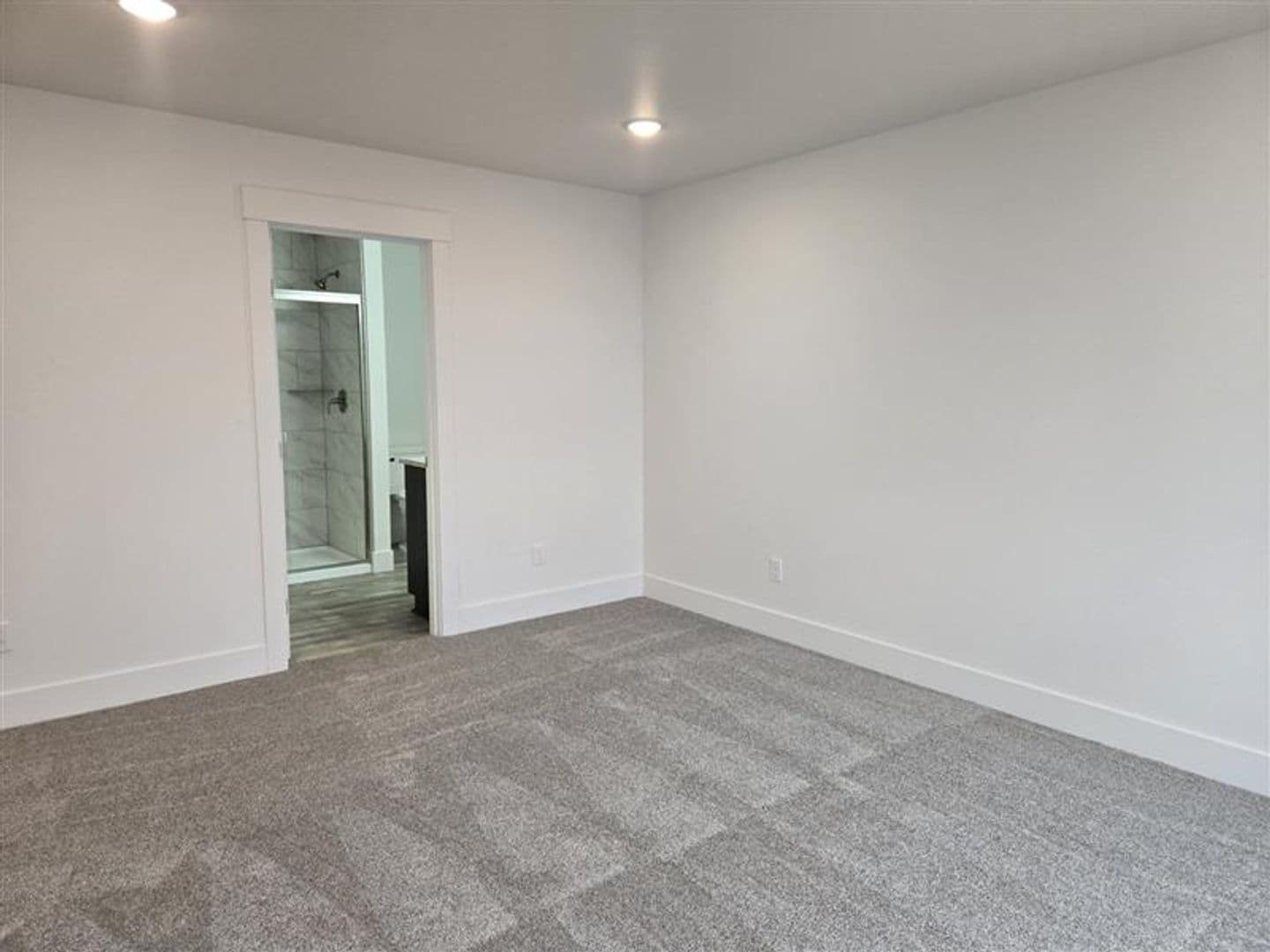 1 month FREE! BRAND NEW Townhome in the Desirable Southridge Area! 26 of 29
