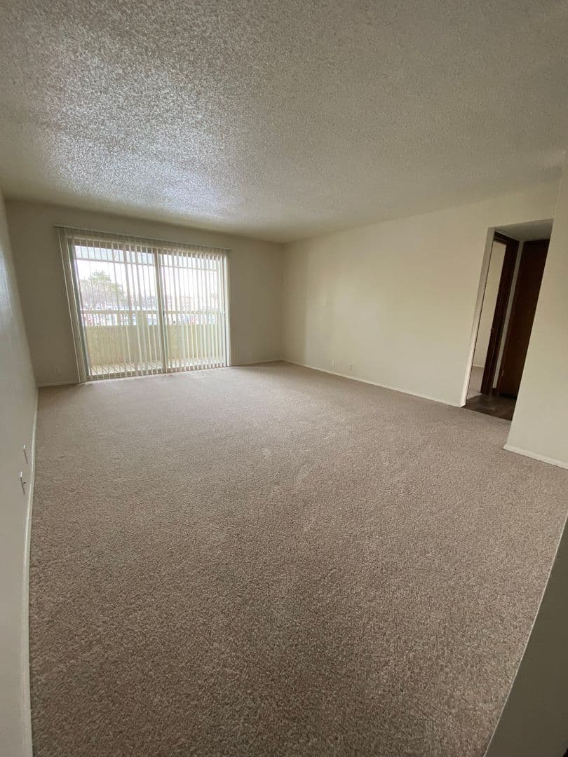 Pepper Tree Village Apartments 5 of 16