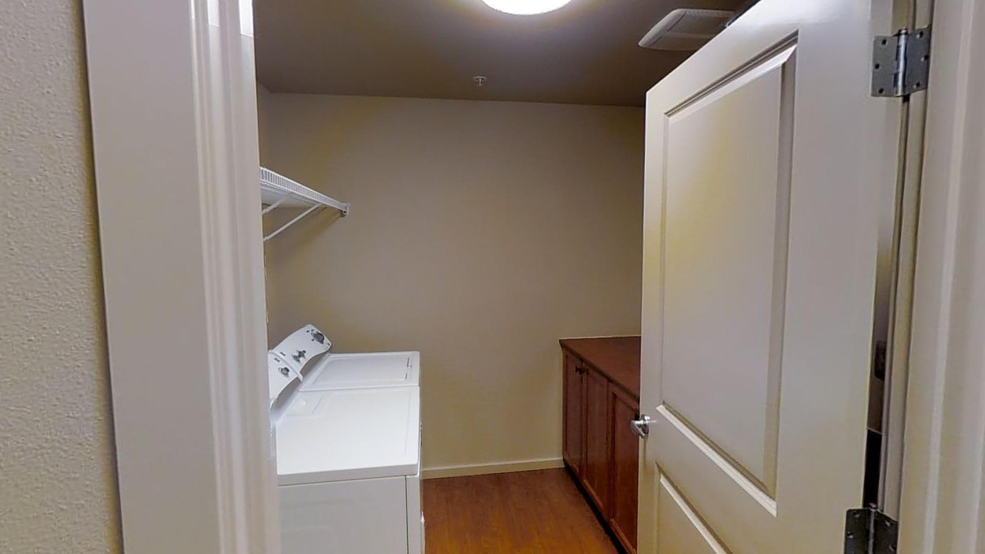 One Lake Place (OLP) 7 of 25