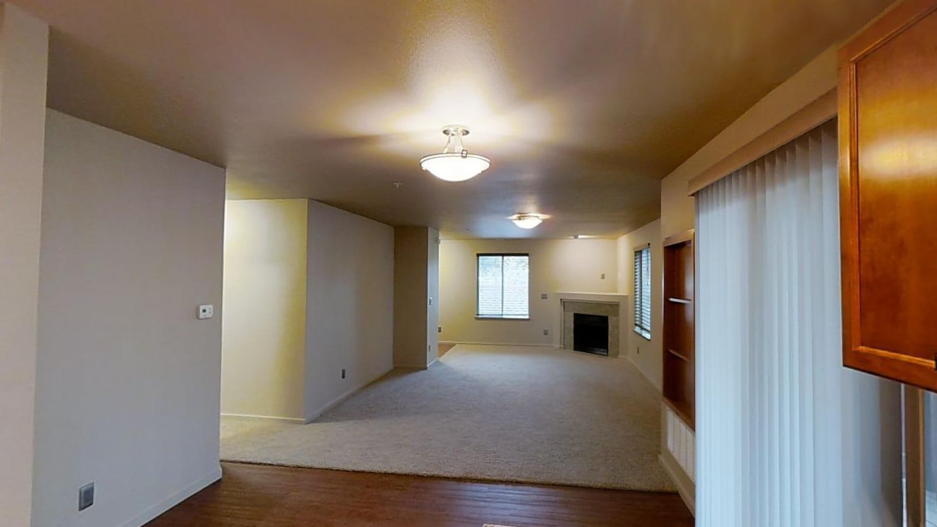 One Lake Place (OLP) 4 of 25