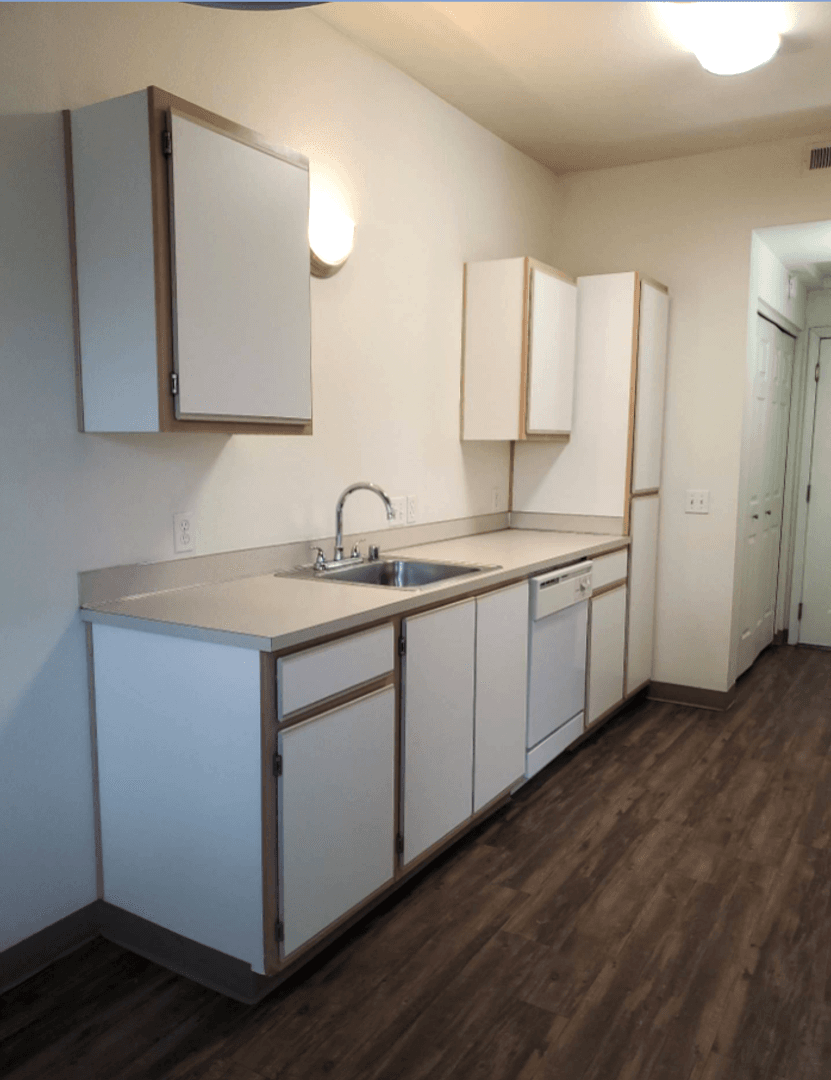 Aaron Ridge Apartments 2 of 10