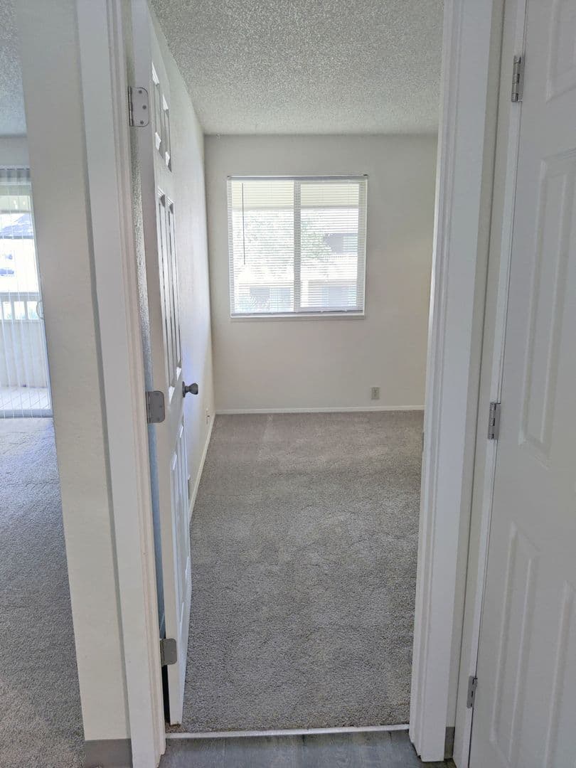 Pepper Tree Village Apartments 9 of 15