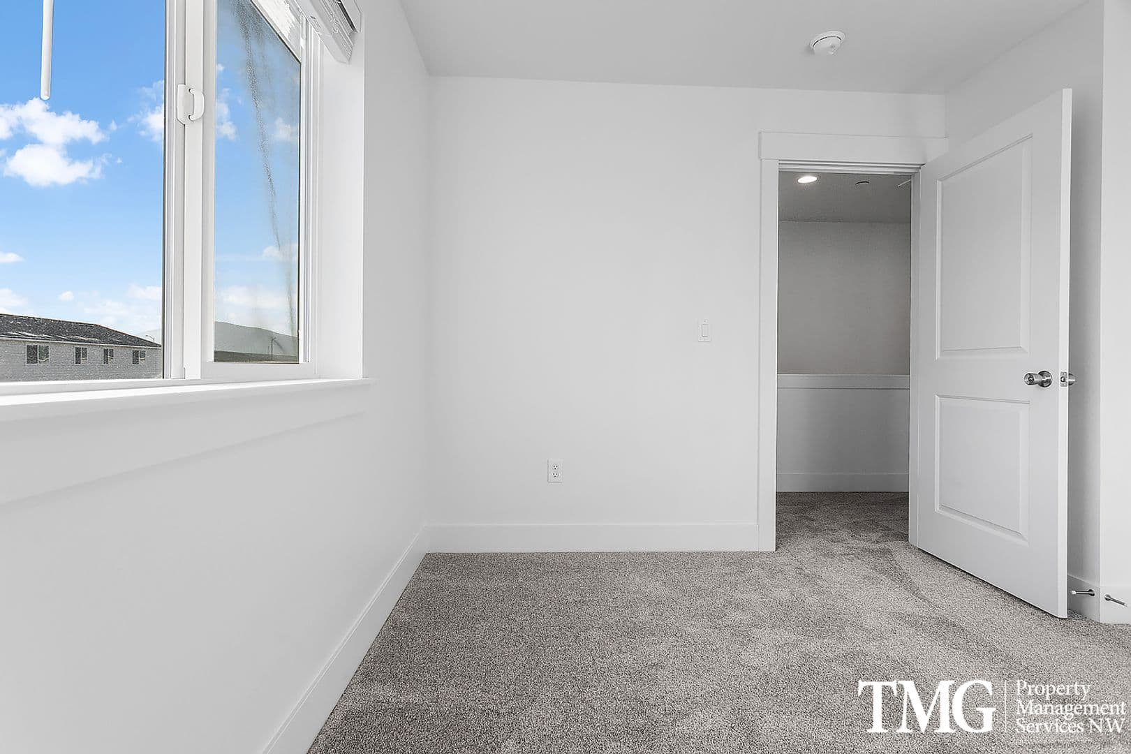 1 month FREE rent! Call to find out howFind out how! 67 of 77